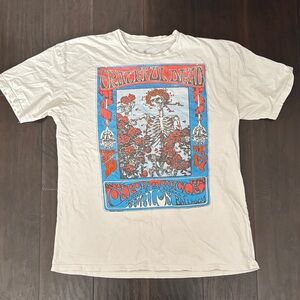 Grateful Dead White and Blue Graphic Tee